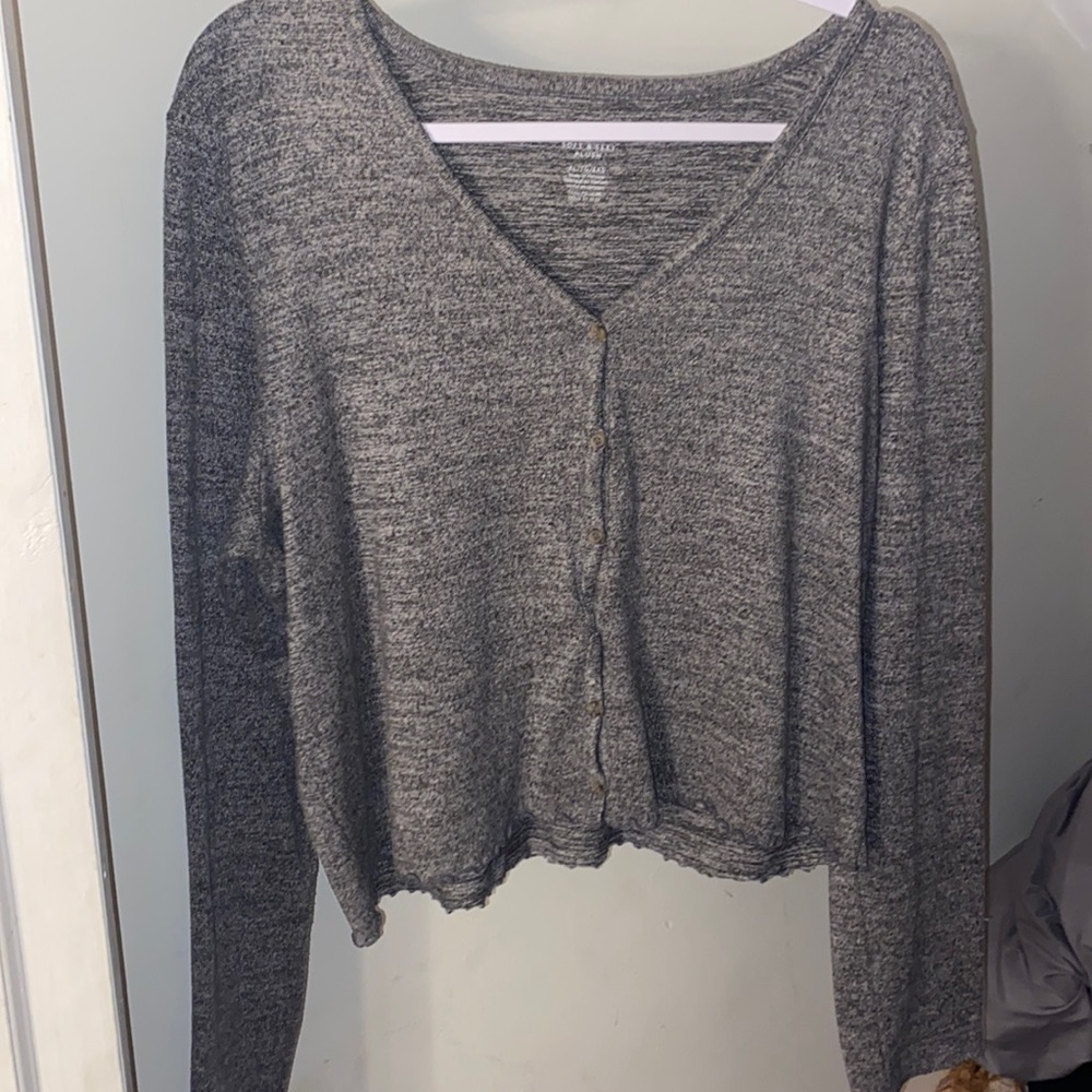 Button up, cropped, long sleeve American eagle top